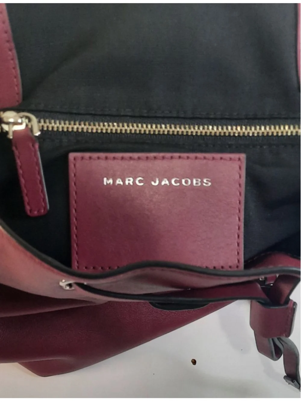 Marc Jacobs New York Zip Burgundy/Bordeaux Leather Backpack Women's EUC